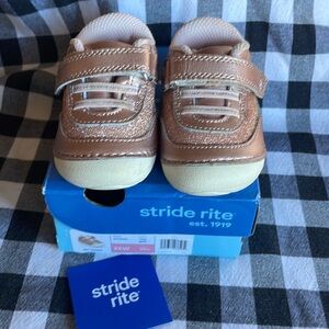 Stride rite jazzy rose gold size 3xw